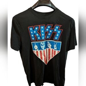 Kiss Black Graphic T-Shirt